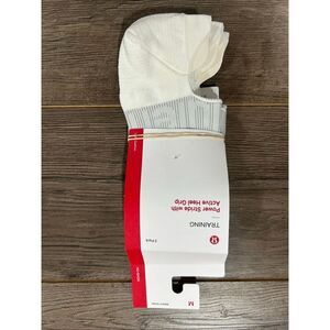 Lululemon training socks  Power stride M